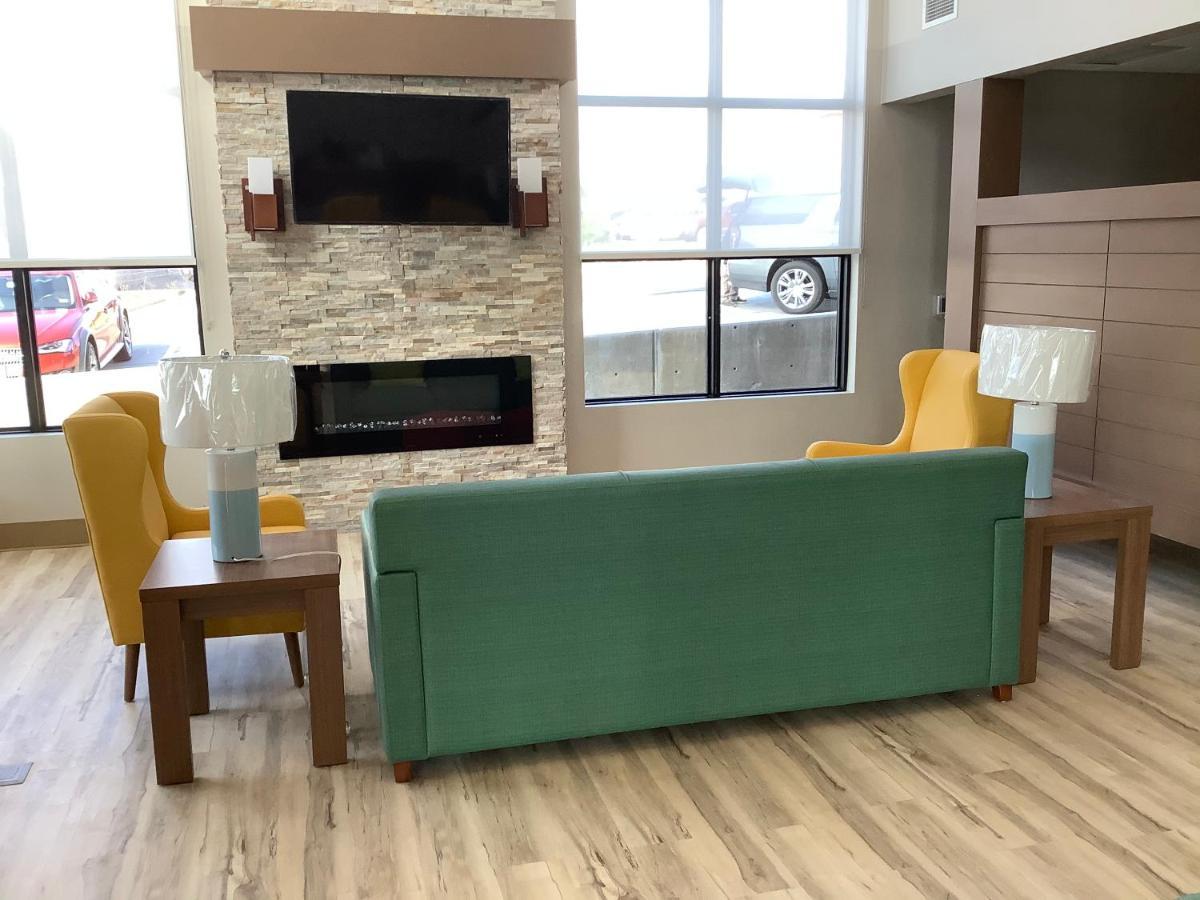 Comfort Suites Colorado Springs East - Medical Center Area 外观 照片