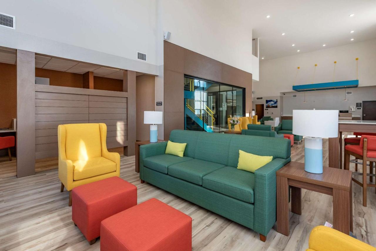 Comfort Suites Colorado Springs East - Medical Center Area 外观 照片