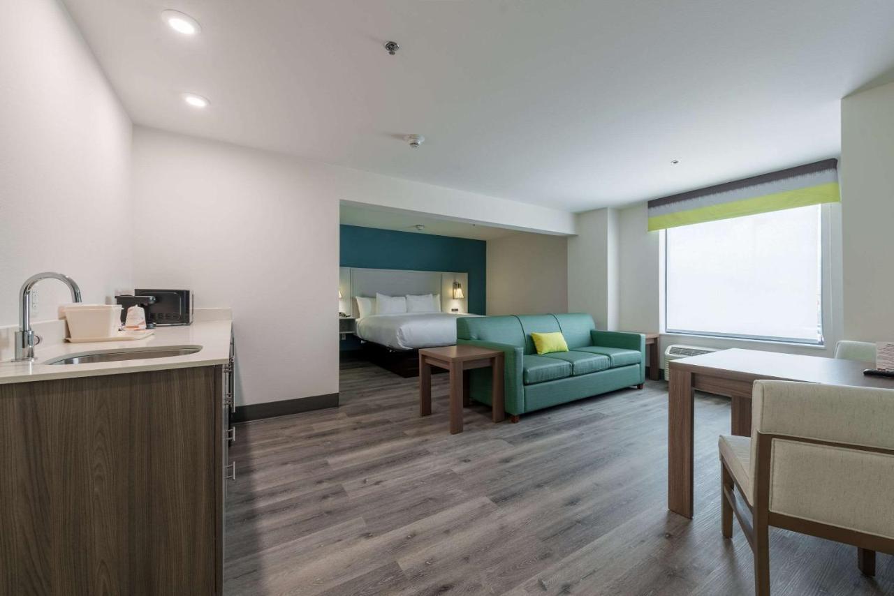 Comfort Suites Colorado Springs East - Medical Center Area 外观 照片