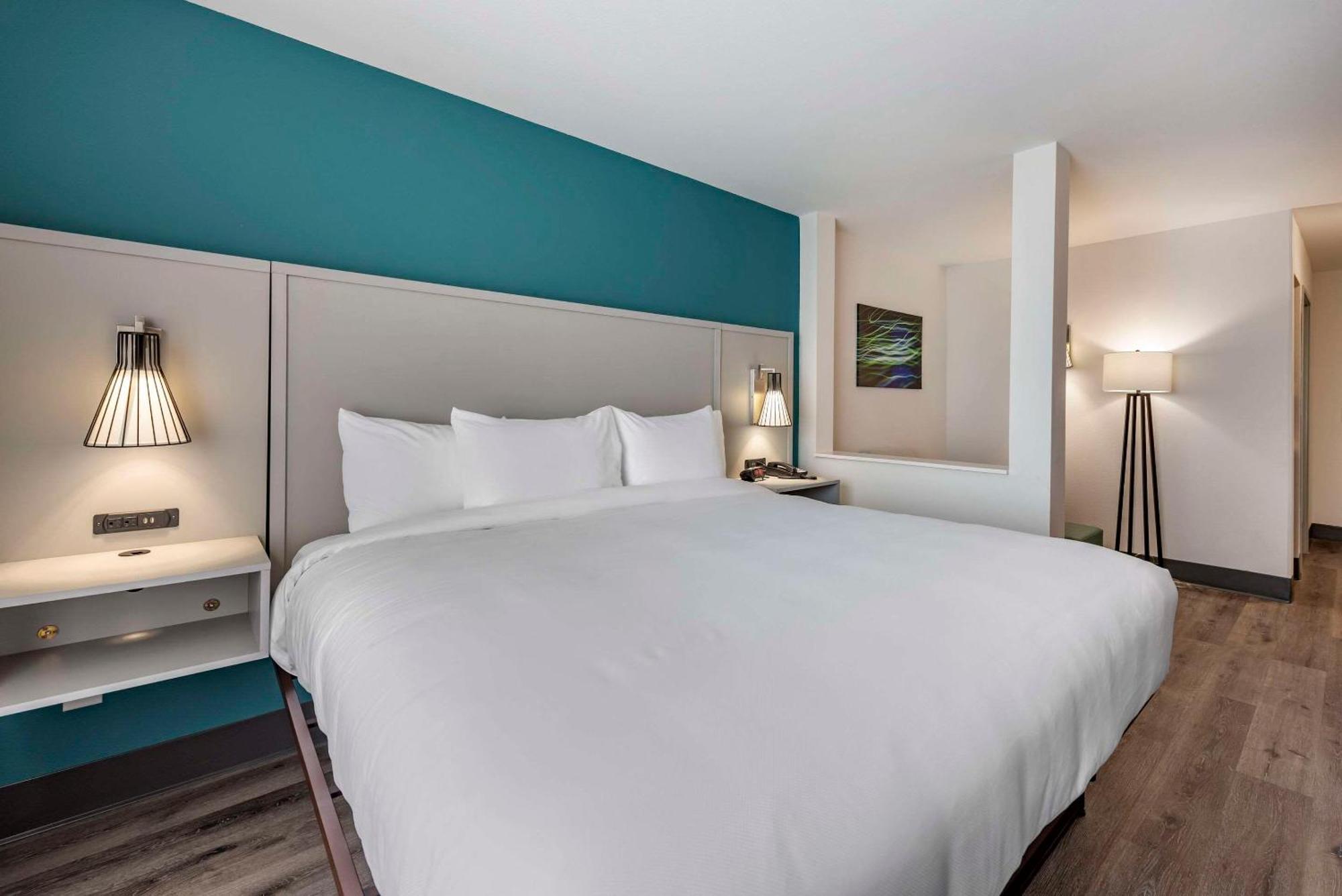 Comfort Suites Colorado Springs East - Medical Center Area 外观 照片